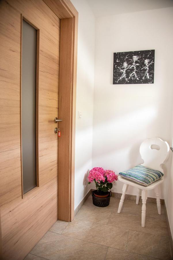 Vorderkrimml Apartment Zwoelferblick מראה חיצוני תמונה